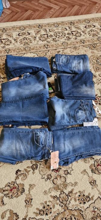 Продам детский Джинсы.