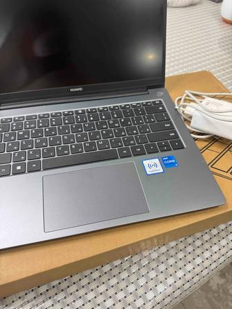 Ноутбук Huawei MateBook D14