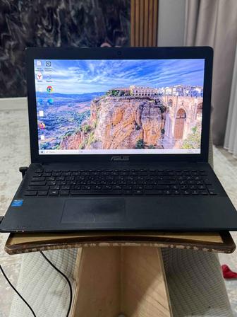 Ноутбук АСУС