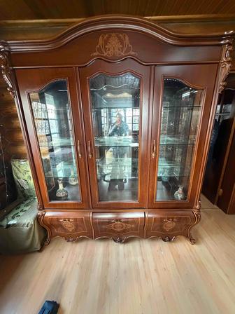 Шкаф для посуды