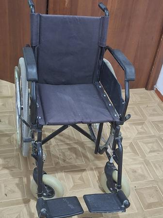 Инвалидная коляска