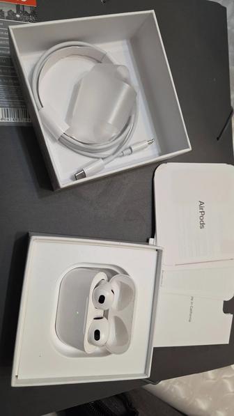 Реплика airpods 3 копия