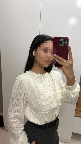 Нежная блузка