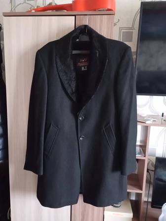 Продам пальто.