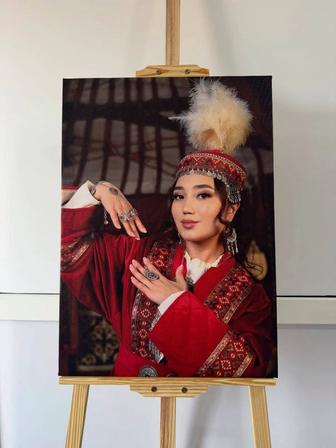 Портрет на холсте