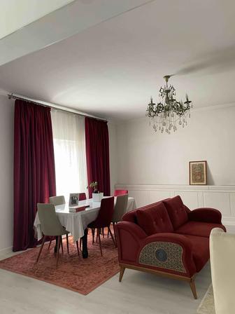 Продажа комплекта мягкой мебели