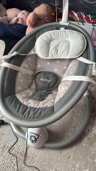 Продам шезлонг детский автоматический