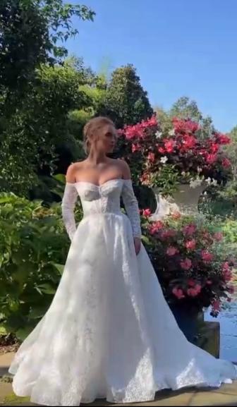 Продается свадебное платье новое