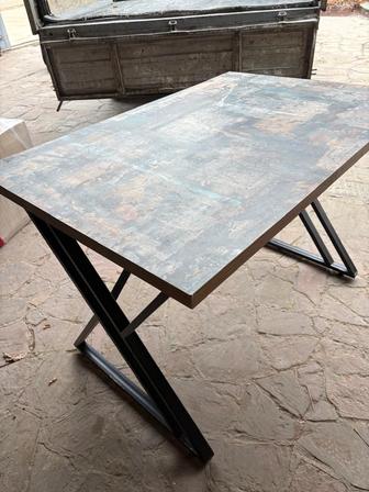 Стол для любых целей