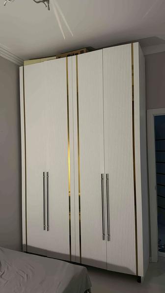 Продам шкаф