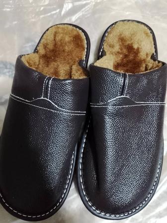 Продам кожаные тапочки теплые качественные