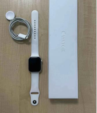 Смарт-часы Apple Watch  2 Gen (2022) 40 мм starlight-бежевый