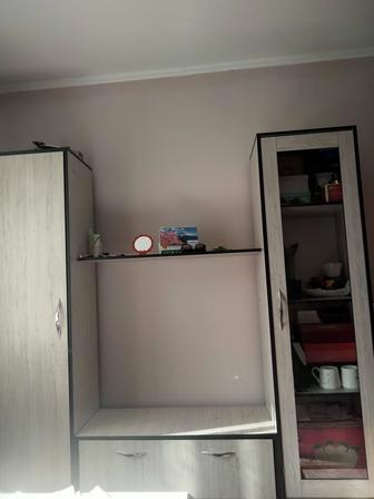 Шкаф горка гостиной качественный