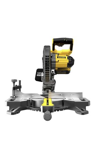 Продам Пила торцовочная STANLEY SFMCS701M1-QW