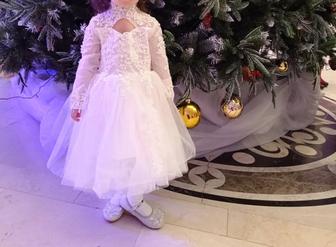 Продам детское нарядное платье