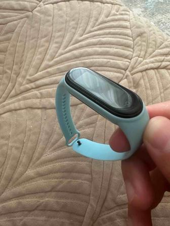 MI Band фитнес браслет