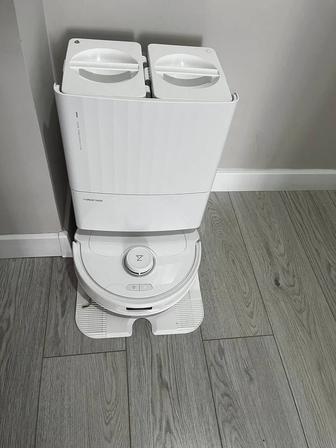 Робот-пылесос Roborock Qrevo Max V