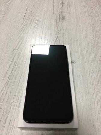 Продам самсунг А34 5G на 256 гб оригинал наушники