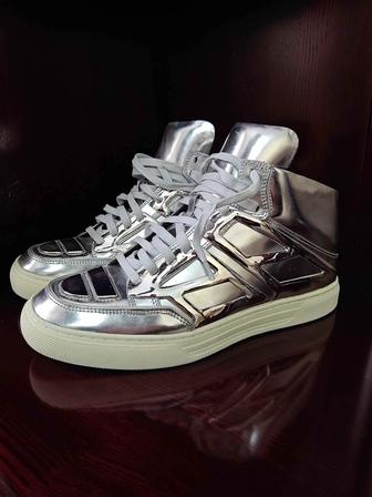 Американские брендовые кроссовки