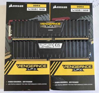 Оперативная Память Corsair CMK32GX4M2E3200C16 32Гб