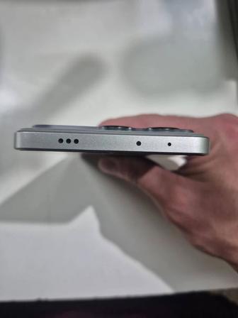 Продам смартфон POCO X6 Pro