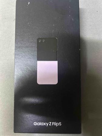 Продам samsung galaxy z flip 5