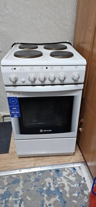 Продам плиту электрическую