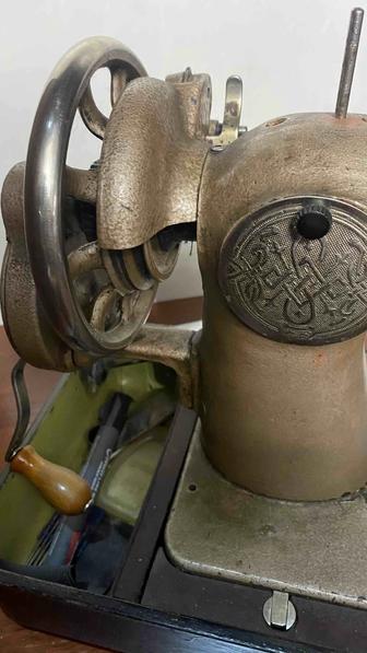 Швейная машинка