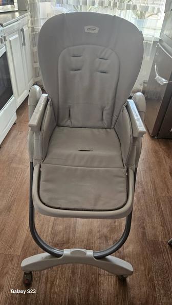 Продам стул для кормления