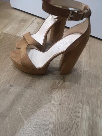 Туфли Bershka