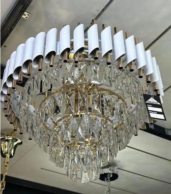 Срочно продам люстрый