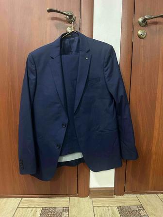 Продам школьную форму