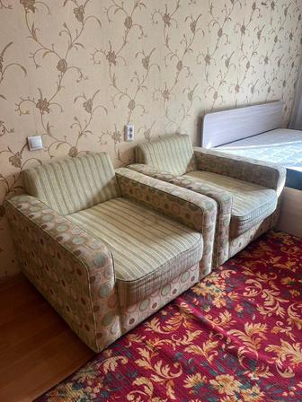 Продам два кресла