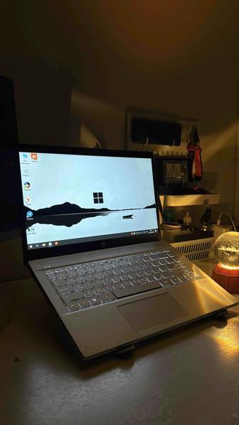 Продам ноутбук HP - 14 FHD/Core i3/8гб ОЗУ/ 512гб ССД