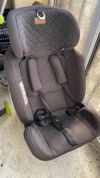 Продаю автокресло