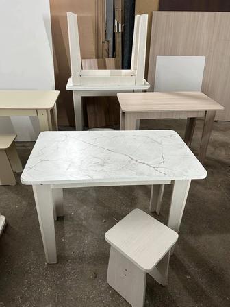 Стол кухонный!