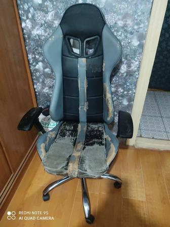 Продам Игровое кресло Офисное кресло 120кг