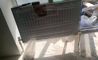 Продам стальной радиатор 80см от застройщика, сама не пользовалась