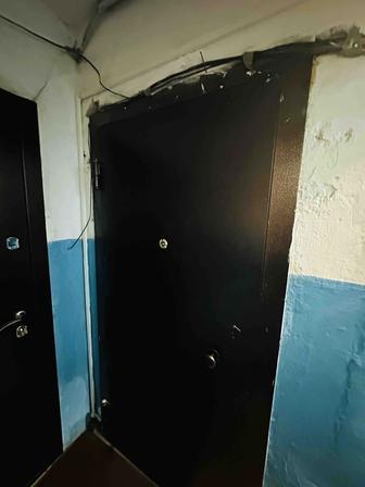 Дверь входная металлическая