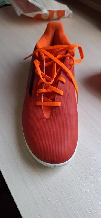 Кроссовки сороконожки унисекс 40-41 размер Adidas оригинал