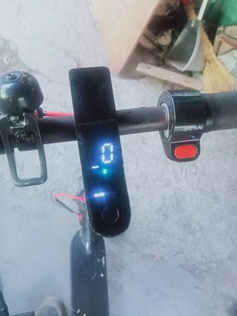 Продам электросамокат