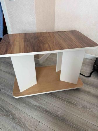 Журнальный стол