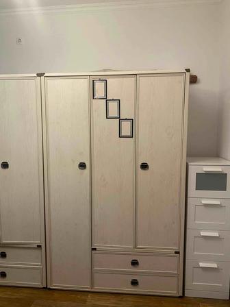 Продаю шкаф