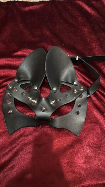 Маска женская