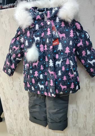 Продам зимний комбинезон для девочек