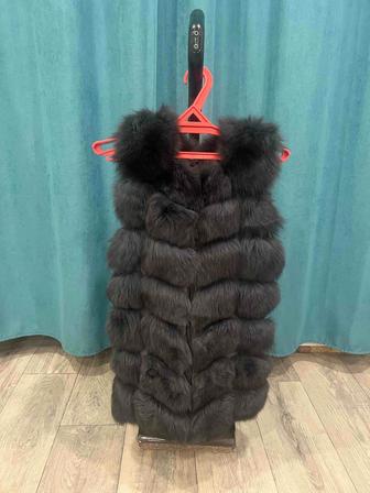 Меховая песцовая жилетка