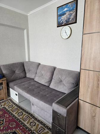 Диван ,кресло,кровать.Обивка микровелюр,новый.