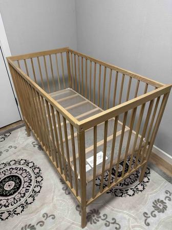 Продам детскую кроватку IKEA Сниглар
