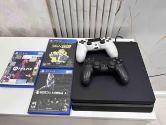 Продам PS4 slim