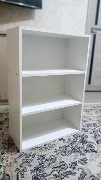 Полка этажерка новая белая для частного кабинета